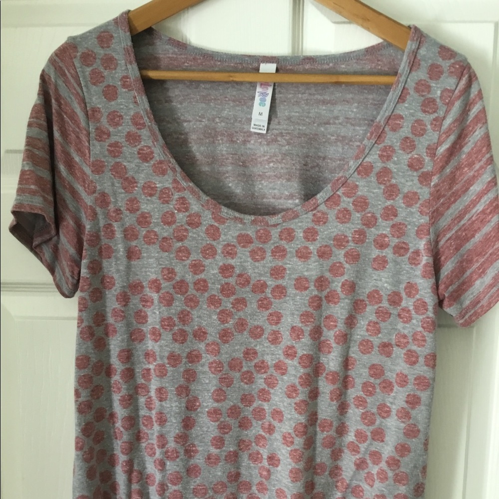 LuLaRoe classic tee